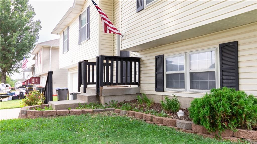 106 Shady Lane, Warrensburg, MO 64093