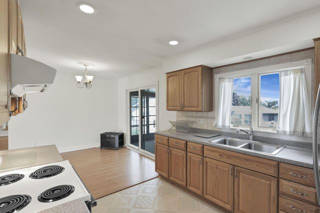 1059 Lambeth Drive, Columbus, OH 43220