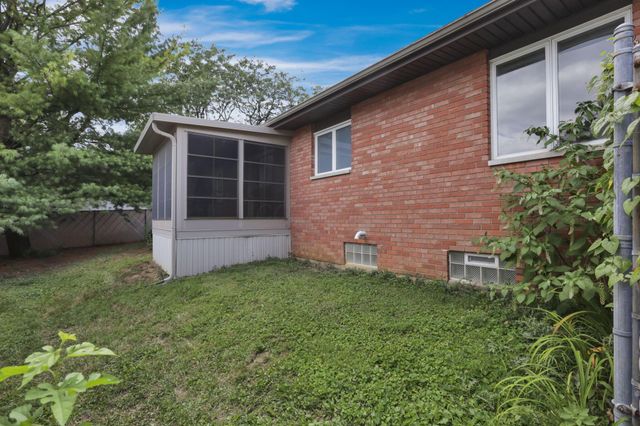 1059 Lambeth Drive, Columbus, OH 43220