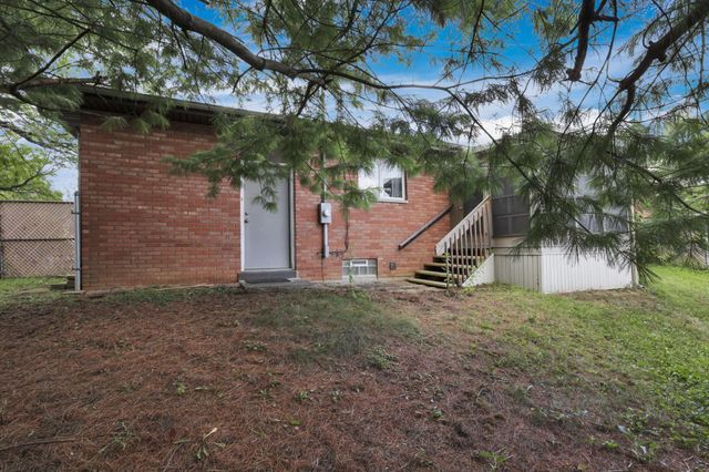 1059 Lambeth Drive, Columbus, OH 43220