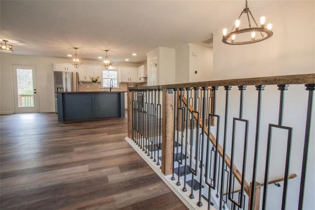 232 Cypress Circle, Carrollton, GA 30116