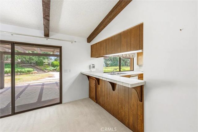 37295 Oak View, Yucaipa, CA 92399