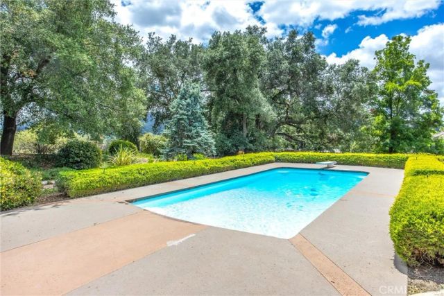 37295 Oak View, Yucaipa, CA 92399