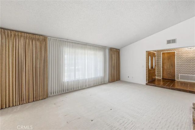 37295 Oak View, Yucaipa, CA 92399