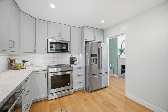 8 Calypso Lane, San Carlos, CA 94070