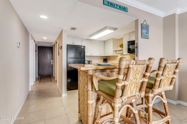 935 N Halifax Ave Apt 410, Daytona Beach, FL 32118