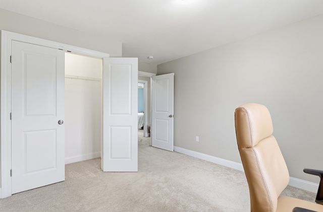 97 Sawtelle Rd, Leominster, MA 01453