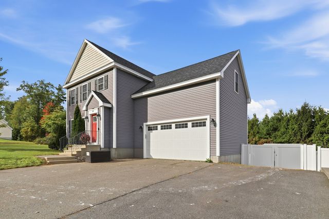 97 Sawtelle Rd, Leominster, MA 01453
