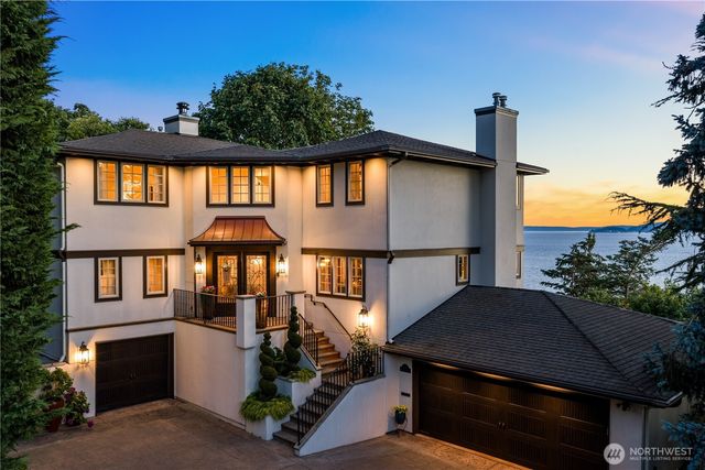 2555 Magnolia Boulevard W, Seattle, WA 98199