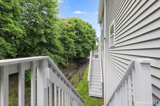 62 Chestnut St Extension 11, Danbury, CT 06810