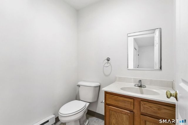 62 Chestnut St Extension 11, Danbury, CT 06810