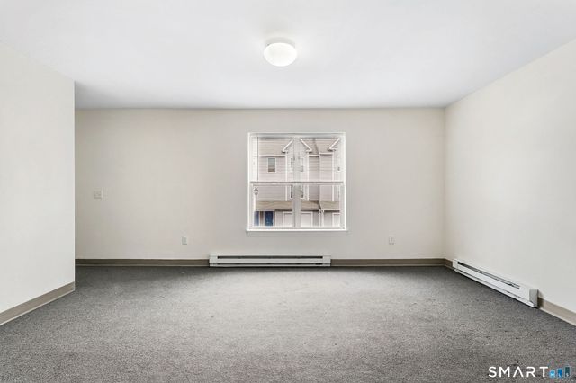 62 Chestnut St Extension 11, Danbury, CT 06810
