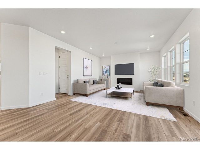 16938 W 92nd Dr, Arvada, CO 80007