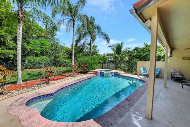 21783 Philmont Court, Boca Raton, FL 33428