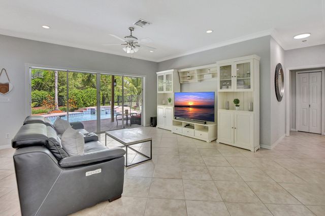 21783 Philmont Court, Boca Raton, FL 33428