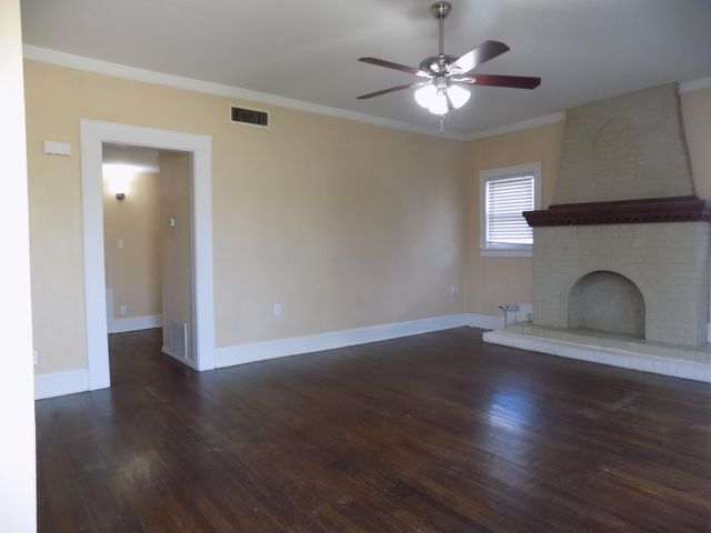 101 N Jackson Street, San Angelo, TX 76901