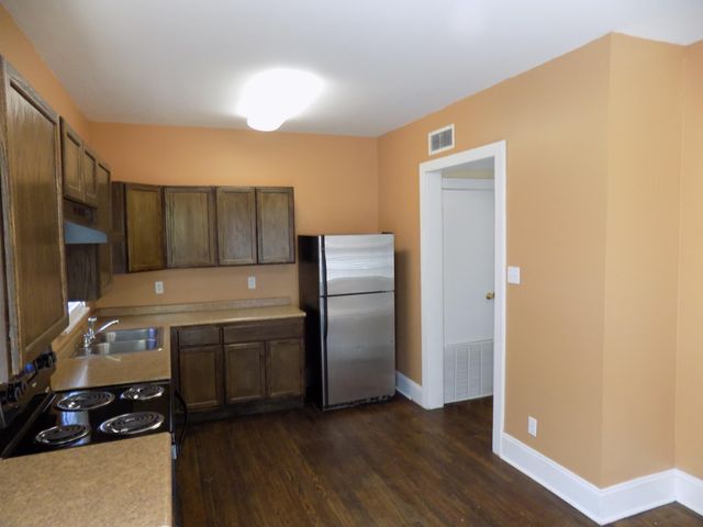 101 N Jackson Street, San Angelo, TX 76901