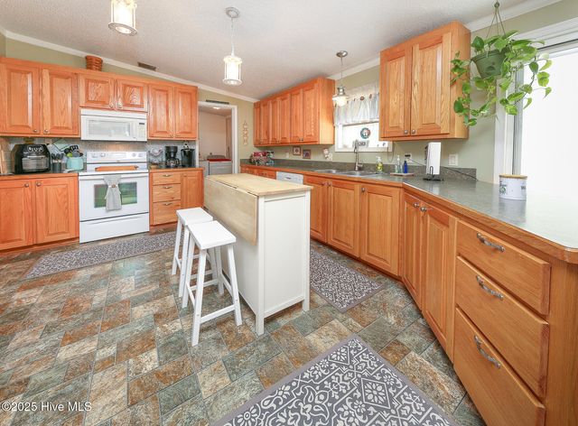 61 Drum Hill Church Lane, Gates, NC 27937
