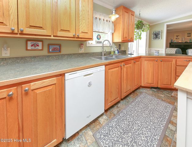 61 Drum Hill Church Lane, Gates, NC 27937