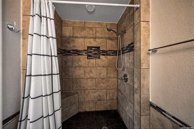 12511 Prima Vista, San Antonio, TX 78233