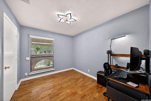 12511 Prima Vista, San Antonio, TX 78233