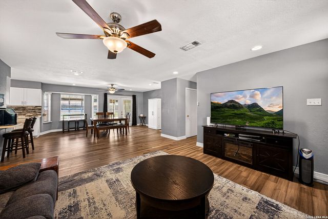 12511 Prima Vista, San Antonio, TX 78233