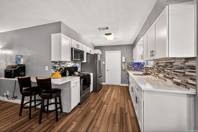12511 Prima Vista, San Antonio, TX 78233