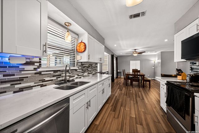 12511 Prima Vista, San Antonio, TX 78233