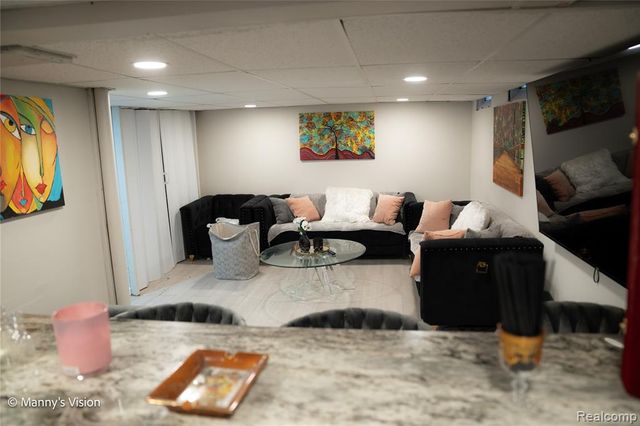 26260 Bryan Street, Roseville, MI 48066