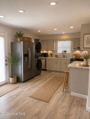 705 Holbrooke Avenue, Wilmington, NC 28412