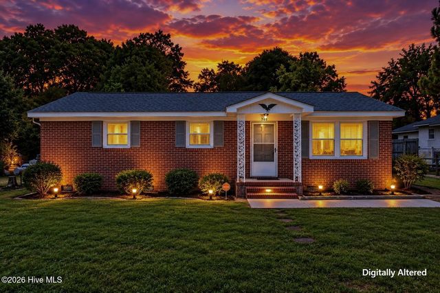 705 Holbrooke Avenue, Wilmington, NC 28412