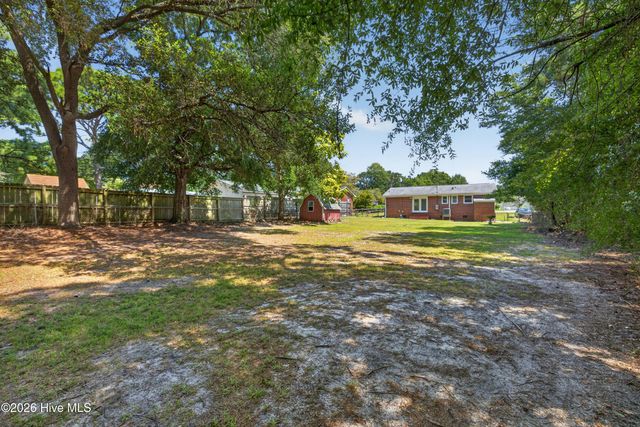 705 Holbrooke Avenue, Wilmington, NC 28412