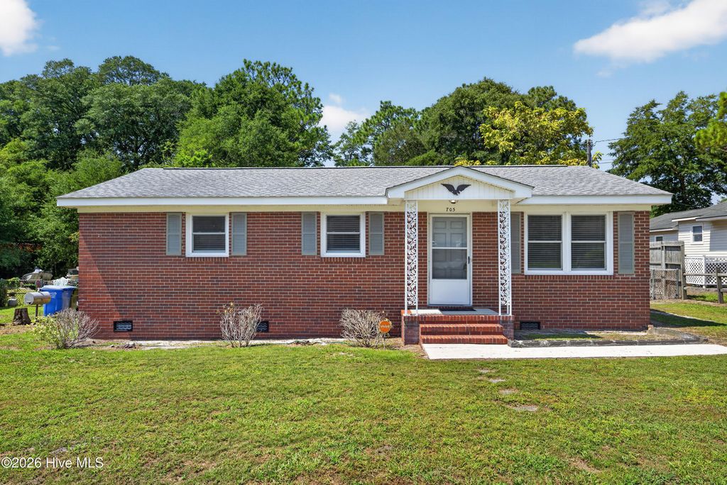 705 Holbrooke Avenue, Wilmington, NC 28412