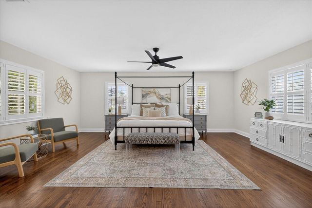 2400 9TH AVENUE N, St Petersburg, FL 33713
