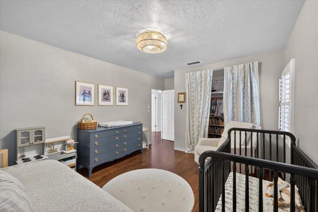 2400 9TH AVENUE N, St Petersburg, FL 33713