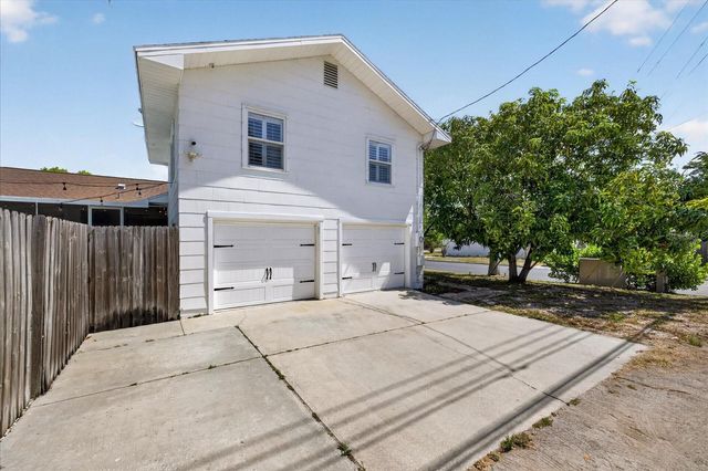 2400 9TH AVENUE N, St Petersburg, FL 33713