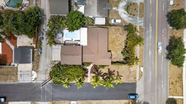 2400 9TH AVENUE N, St Petersburg, FL 33713