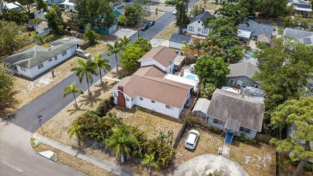 2400 9TH AVENUE N, St Petersburg, FL 33713