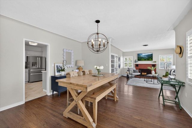 2400 9TH AVENUE N, St Petersburg, FL 33713