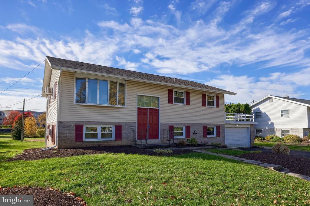 430 BISCAYNE RD, Lancaster, PA 17601