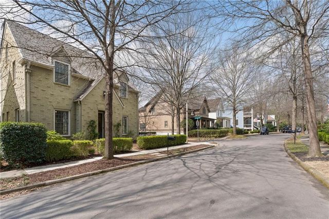 6535 Center Grove Street, Cumming, GA 30040