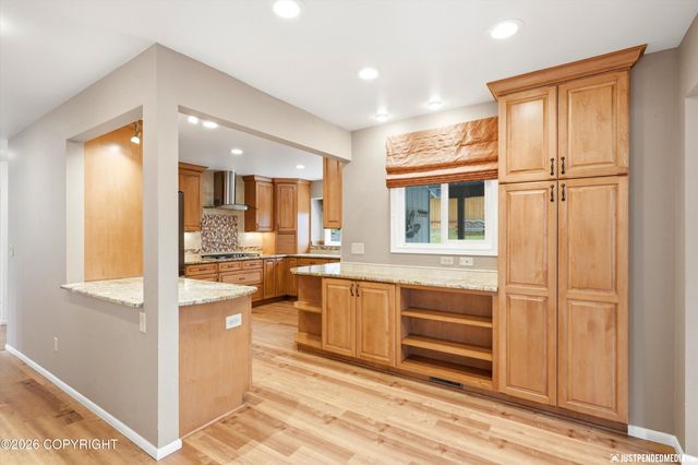 12921 Cumberland Circle, Anchorage, AK 99516
