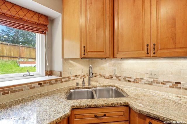 12921 Cumberland Circle, Anchorage, AK 99516