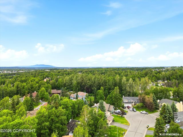 12921 Cumberland Circle, Anchorage, AK 99516