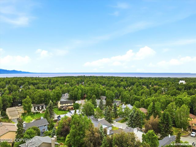 12921 Cumberland Circle, Anchorage, AK 99516