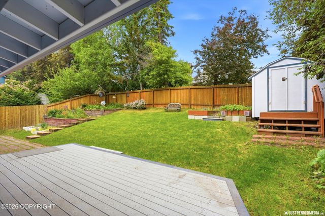 12921 Cumberland Circle, Anchorage, AK 99516