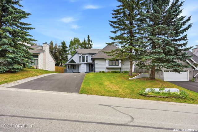 12921 Cumberland Circle, Anchorage, AK 99516