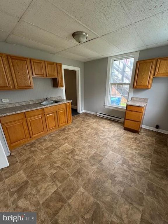 Image 2 of property listing at 112 W CECIL AVE, North East, MD 21901