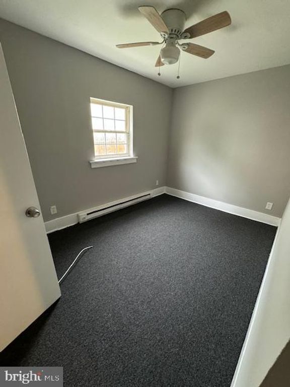 Image 5 of property listing at 112 W CECIL AVE, North East, MD 21901