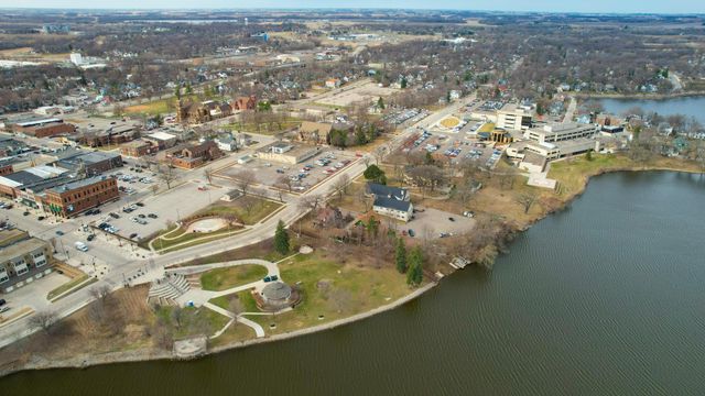 310 N Washington Avenue, Albert Lea, MN 56007